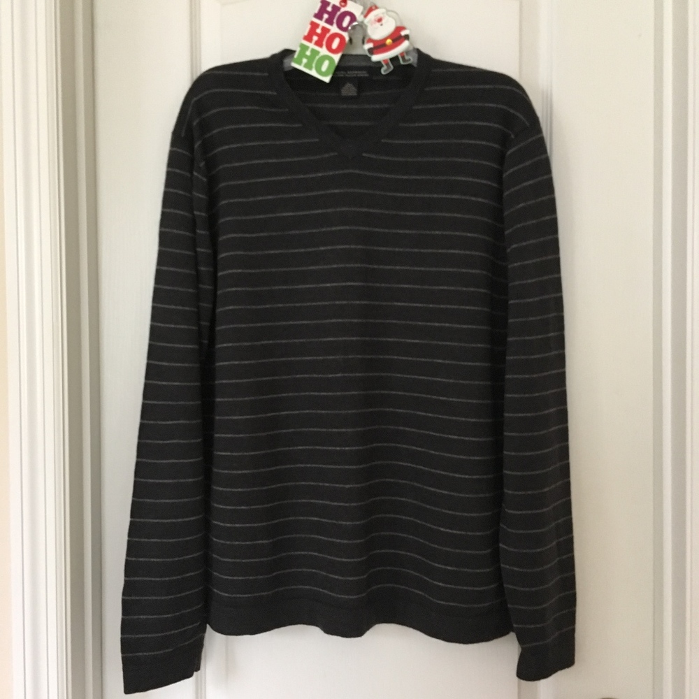 Vintage BANANA REPUBLIC mens Italian Merino Sweater, large
